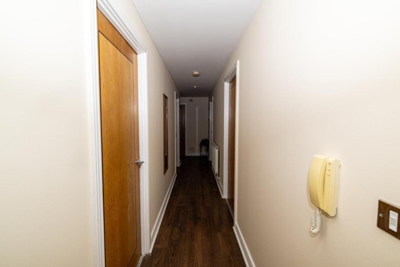 Two Bed Apartment Near Canary Wharf Londres Exterior foto